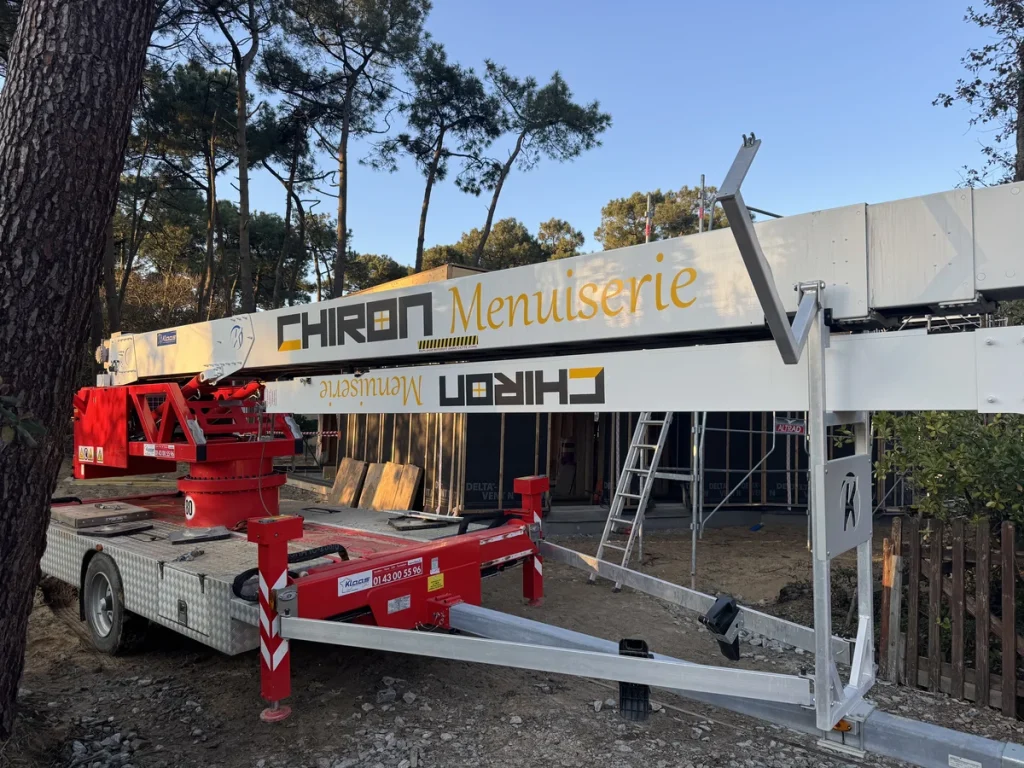 Réalisation grutage, Chiron Menuiserie, menuisier charpentier à Jard-sur-Mer